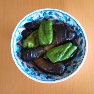 甘長ピーマンとナスの炒め煮物(^○^)